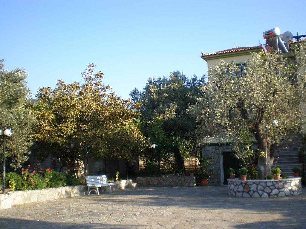 Vasiliki Studios Петра Экстерьер фото
