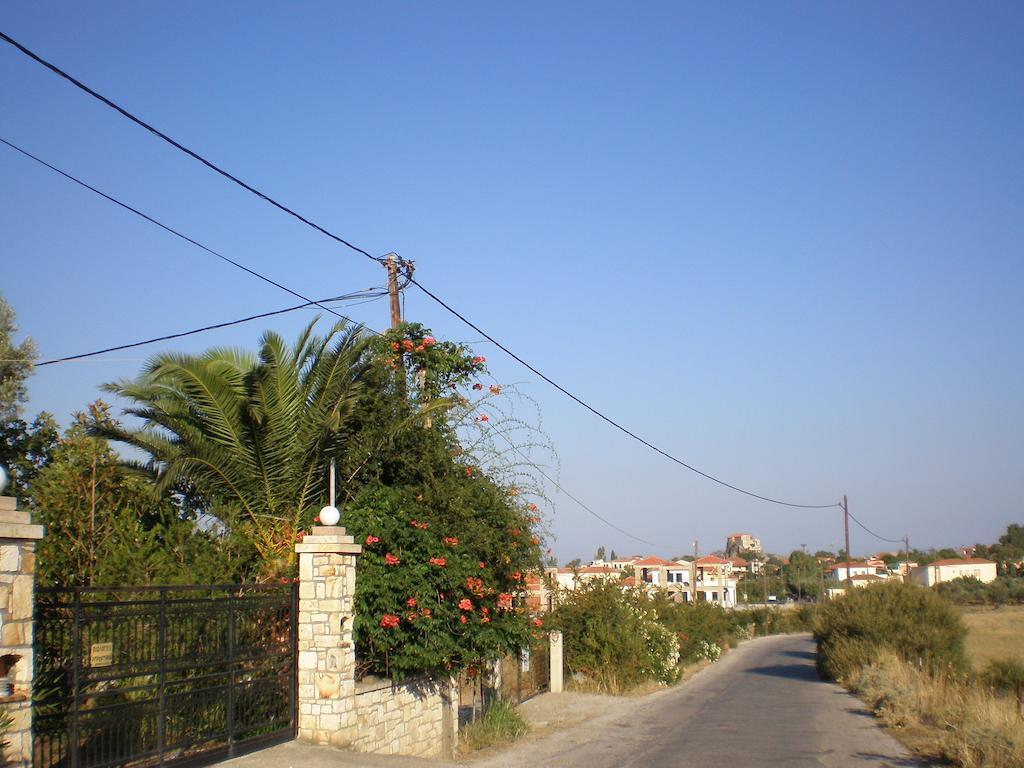 Vasiliki Studios Петра Экстерьер фото