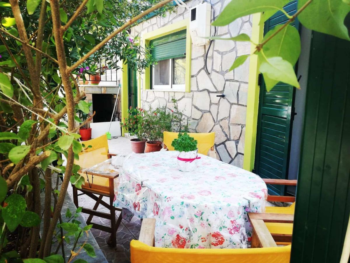 Vasiliki Studios Петра Экстерьер фото